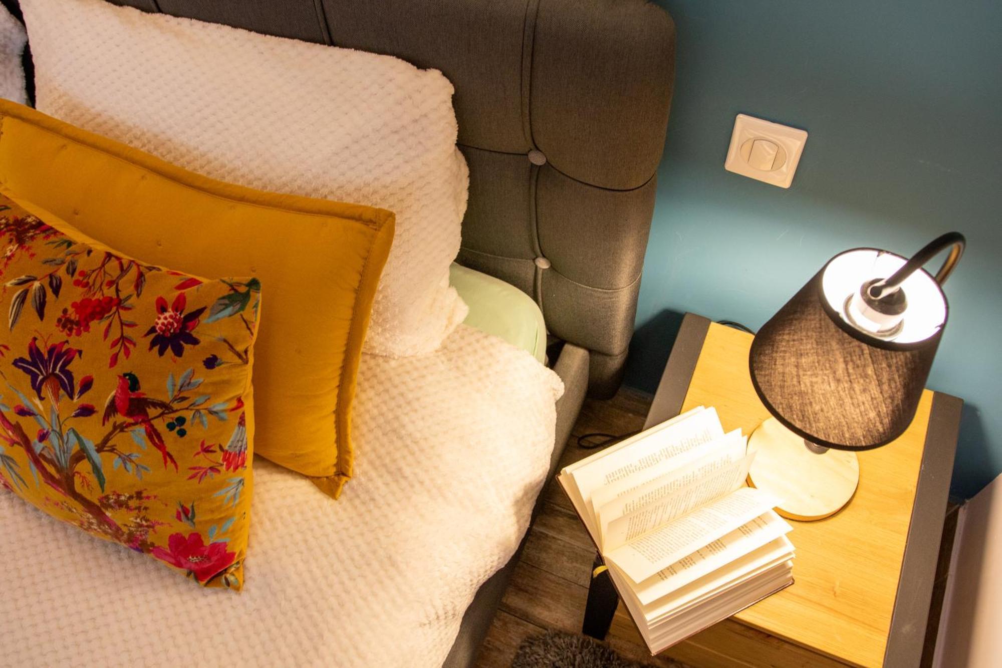 L'Alpen Roc Bed & Breakfast Caille Bilik gambar