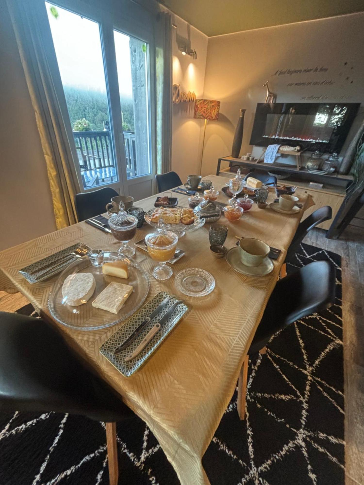 L'Alpen Roc Bed & Breakfast Caille Luaran gambar