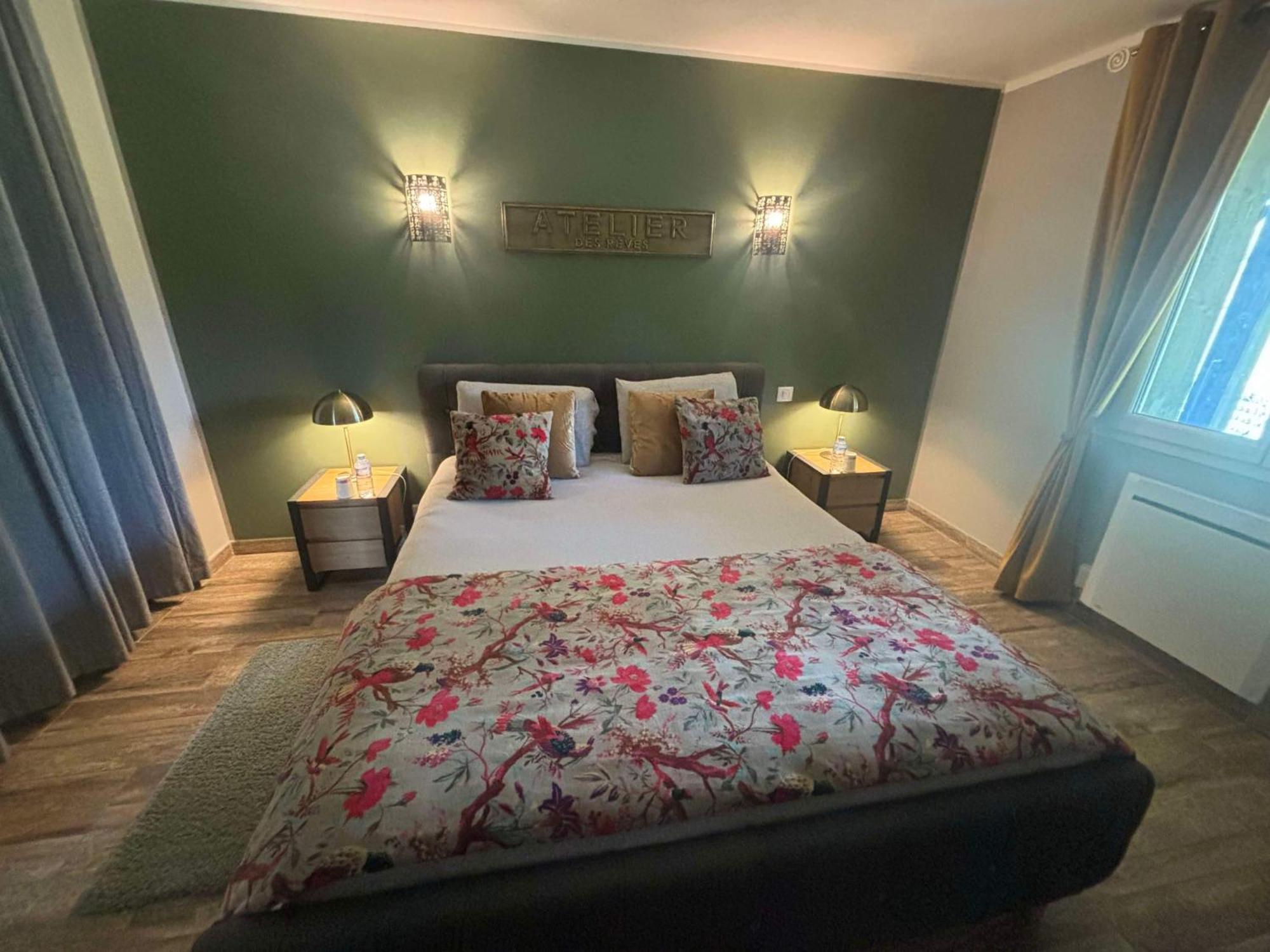 L'Alpen Roc Bed & Breakfast Caille Luaran gambar